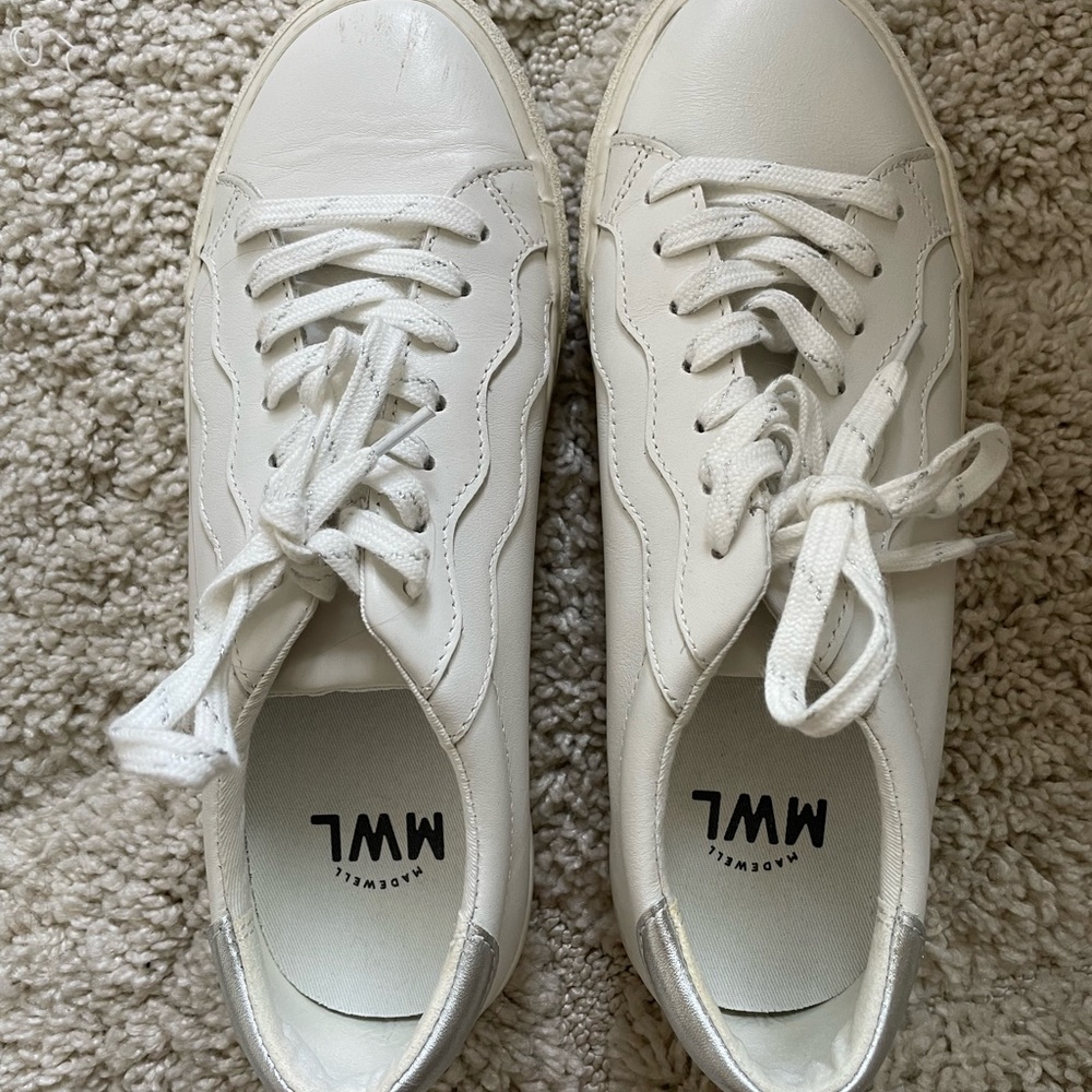 Madewell Sidewalk Low-Top Sneakers in Leather: Wave Edition / 8 MEDIUM